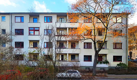 1 Zimmer Wohnung mit Loggia in Berlin-Steglitz