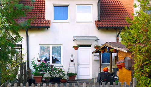 Gepﬂegtes Reihenmittelhaus mit Garten in Friedersdorf