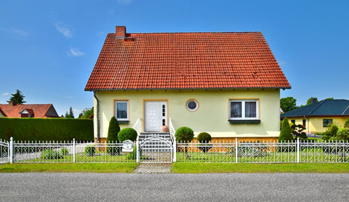 Einfamilienhaus mit Pool, Keller & Garage auf idyllischem Grundstück in Seelow