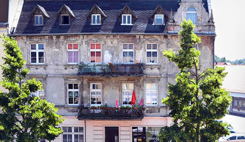 Mehrfamilienhaus + Backshop in Bad Freienwalde