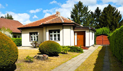 Häuschen auf großem Grundstück in Woltersdorf
