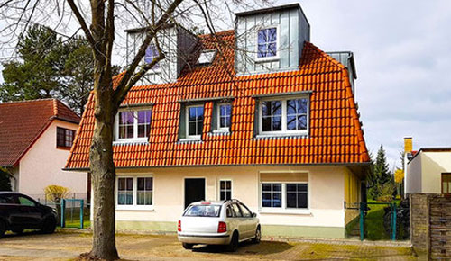 Top-Neubau-Mehrfamilienhaus mit 4 Wohnungen in Ferch